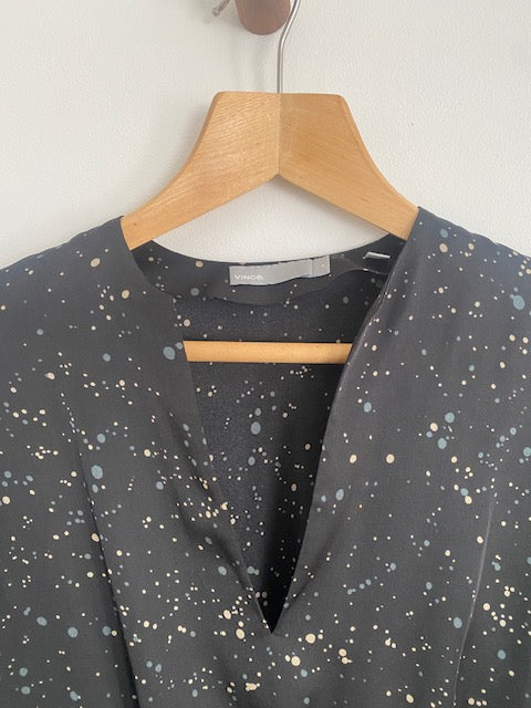 Pre-Owned Vince Printed Silk Poka Dot Long Dress