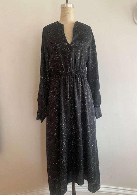 Pre-Owned Vince Printed Silk Poka Dot Long Dress