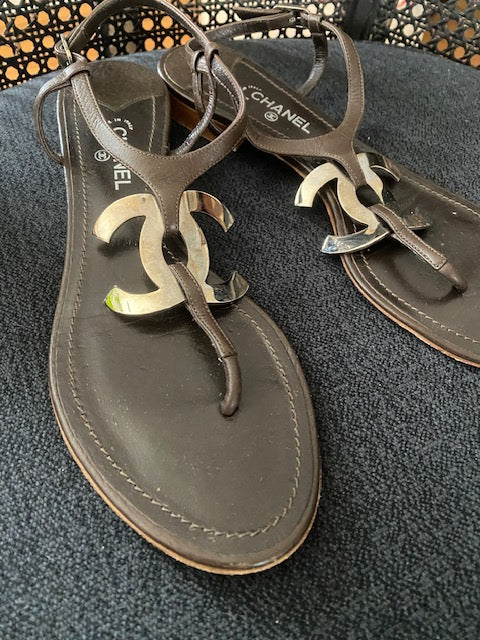 CHANEL interlocking CC Sandals
