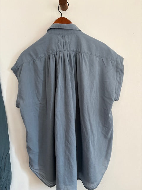 NILI LOTAN Normandy oversized Blouse 100% cotton. XS
