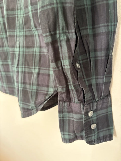 J CREW Plaid Button front Perfect fit shirt size 6