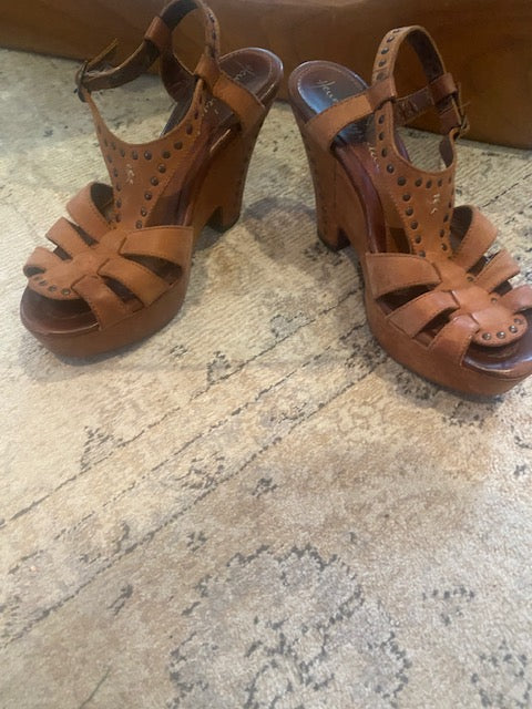 Pre-Owned Henry Beguelin Slingback Sandals