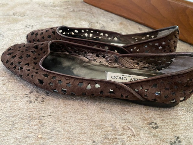 Pre-Owned Jimmy Choo Chocolate Suede flats