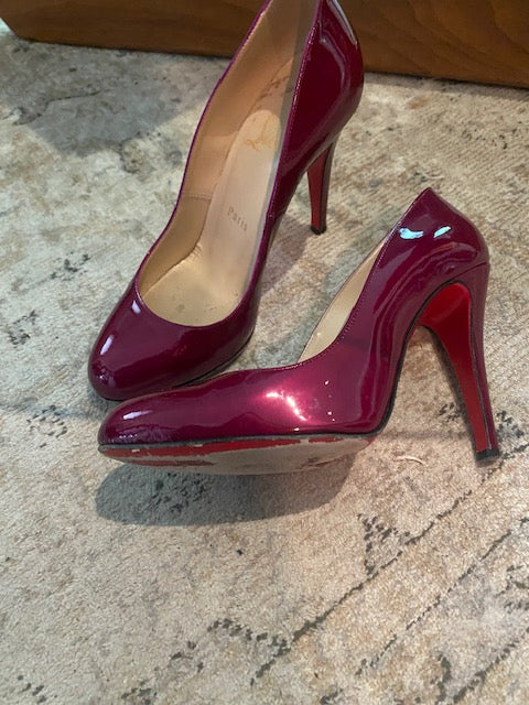 Pre-owned Christian Louboutan Cranberry Patent Pumps