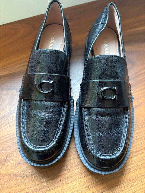 COACH 90's inspired  Black Leah Platform  loafers size 9
