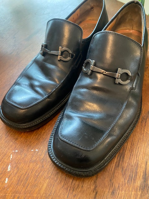 Pre-Owned Ferragamo Black Bit Loafer