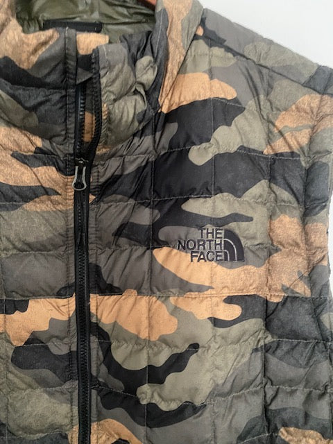 Pre-Owned The Northface Camoflage Puffer Vest