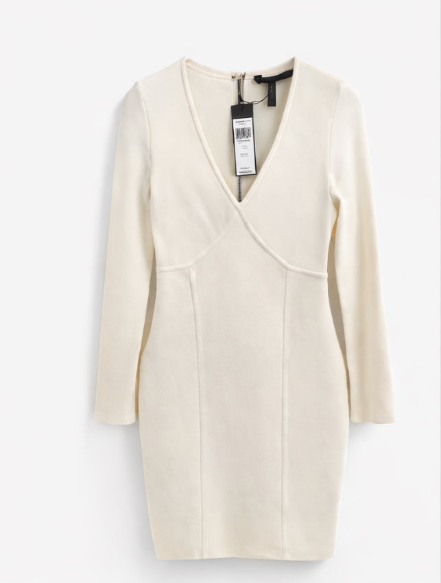 BCBGMAXAZRIA Cream Knit Fitted