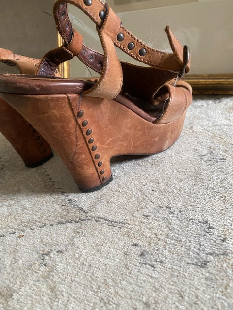 Pre-Owned Henry Beguelin Slingback Sandals