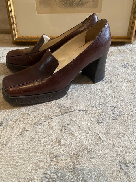 Pre-Owned Miu Mui Leather Pump