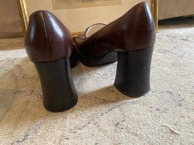 Pre-Owned Miu Mui Leather Pump