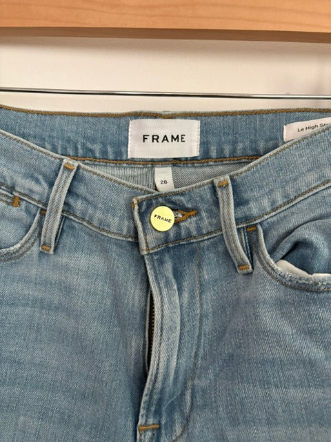 FRAME Le High Straight Jean – Light Blue Washed Stretch Denim – Size 28