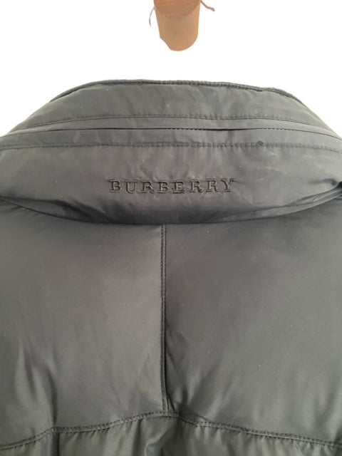 Pre-Owned Burberry Convertible Quilted Hooded Down Jacket