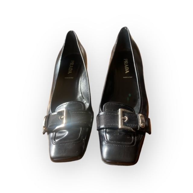 Pre-Owned Prada Square toe buckle flats